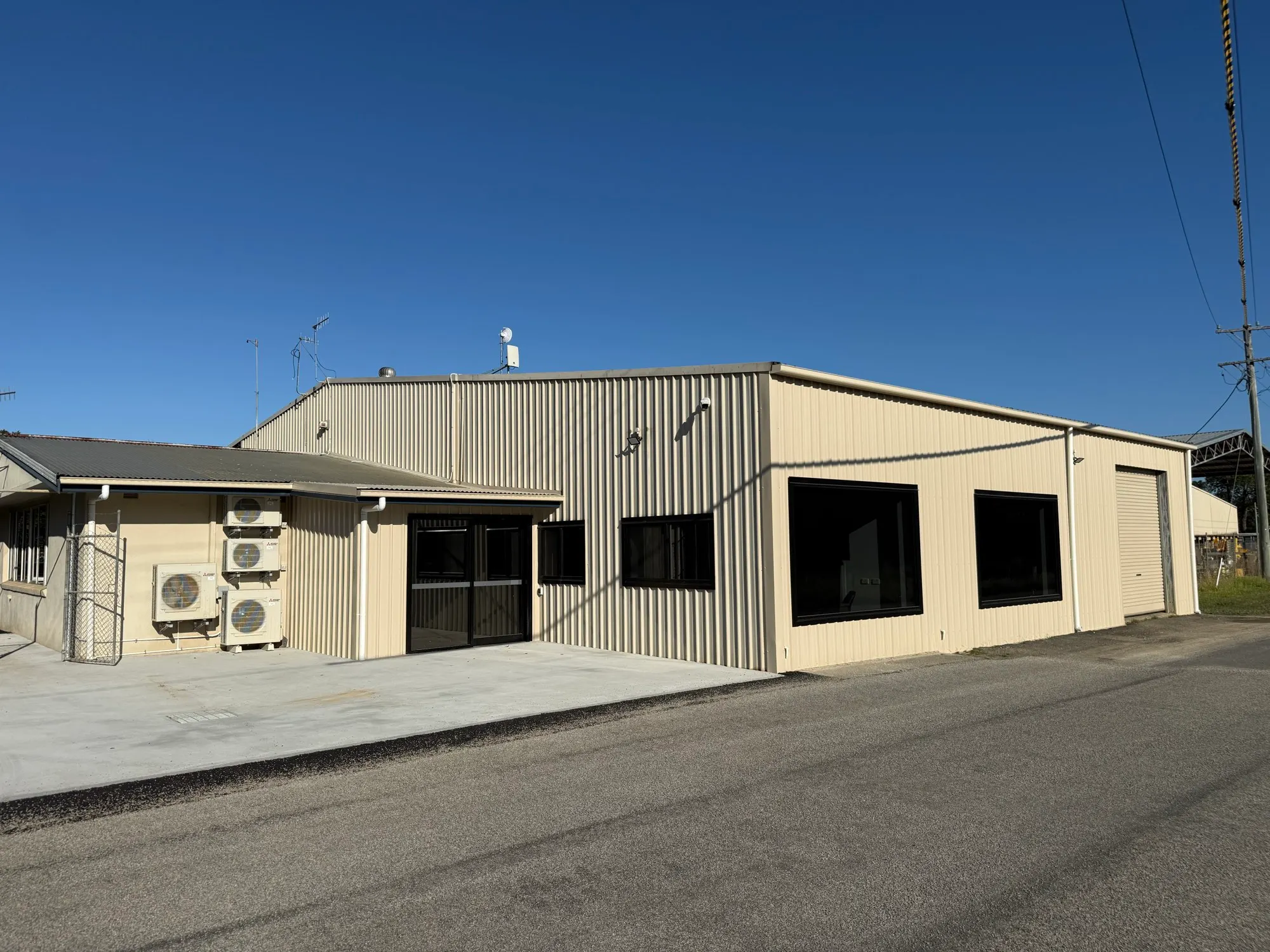 Completed office extension at the Nambucca Valley Council works depot seen from the road, Macksville